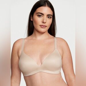 Victoria's Secret Women’s Beige Bra Adjustable Strap Comfy Size 32B